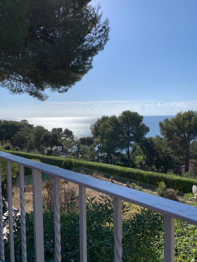 Studio Vue Mer /Parking Privatif Saint-Raphaël Kültér fotó